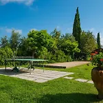 Drei-zimmer-wohnungen Borgo Collelungo- Erster Stock By Interhome *