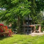 Drei-zimmer-wohnungen Borgo Collelungo- Erster Stock By Interhome Appartamento *
