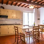 Drei-zimmer-wohnungen Borgo Collelungo- Erster Stock By Interhome Montaione